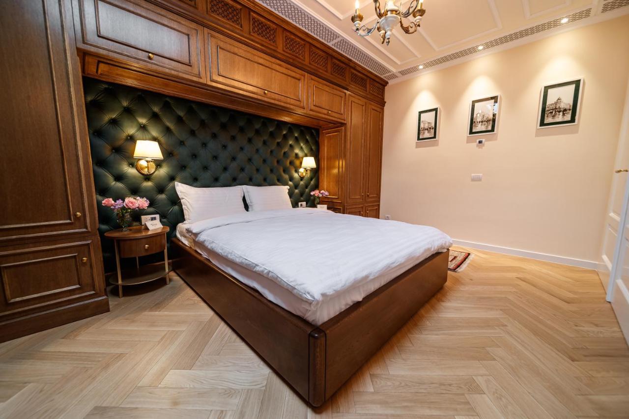 Templum Clava Hotel Букурещ Екстериор снимка
